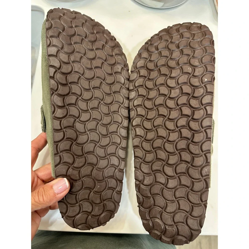 Cushionaire Lane Sage Green Suede Cork Footbed Clogs Mules Mens 9 Womens 11